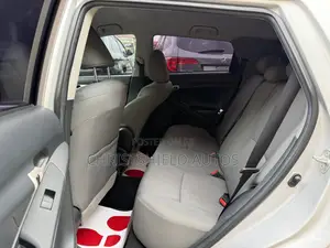 Toyota Matrix XRS Hatchback FWD (2.4L 4cyl 5A) 2010 Silver