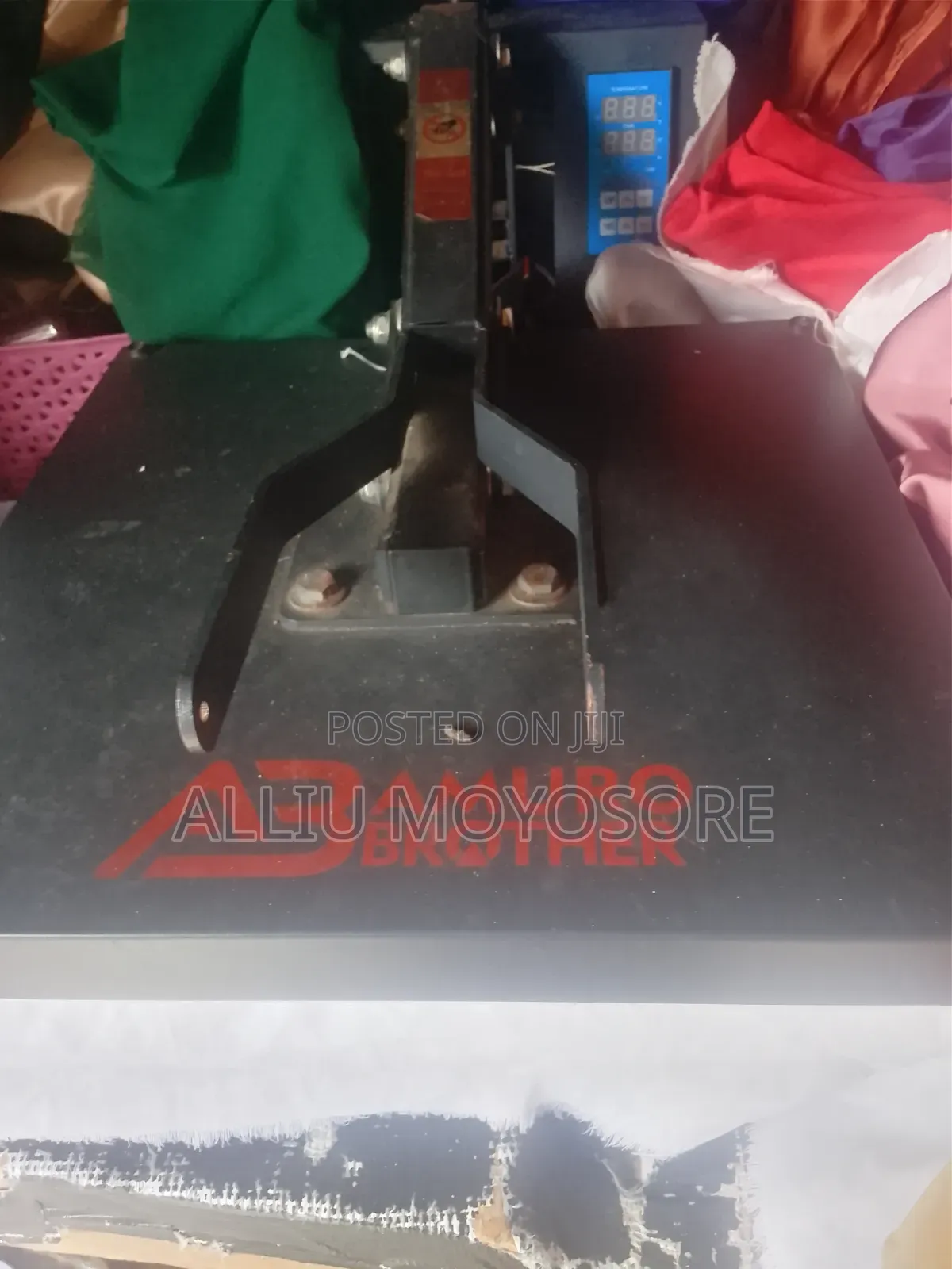 Stonning Machine