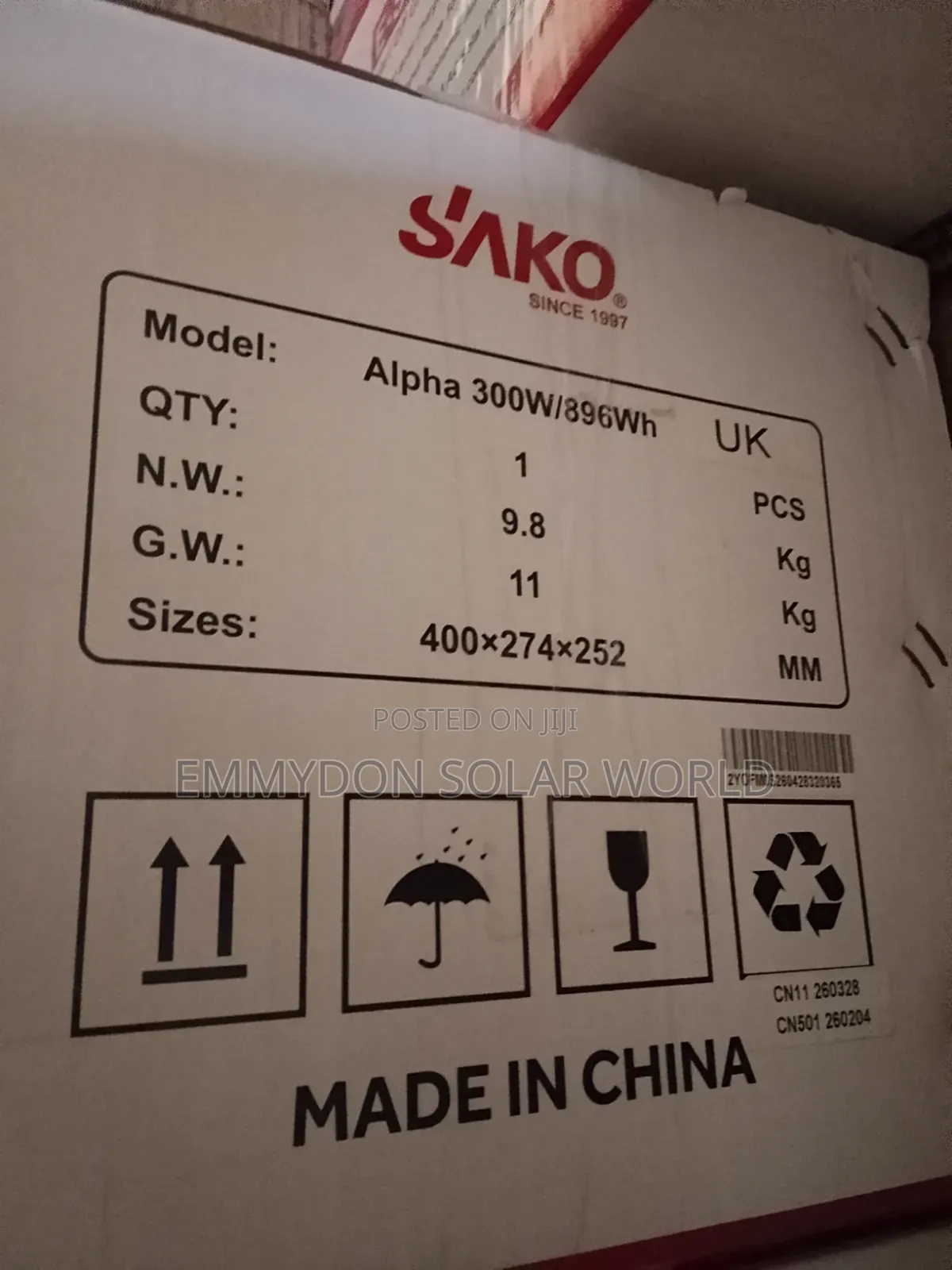 SAKO Solar Generator 300w/896wh