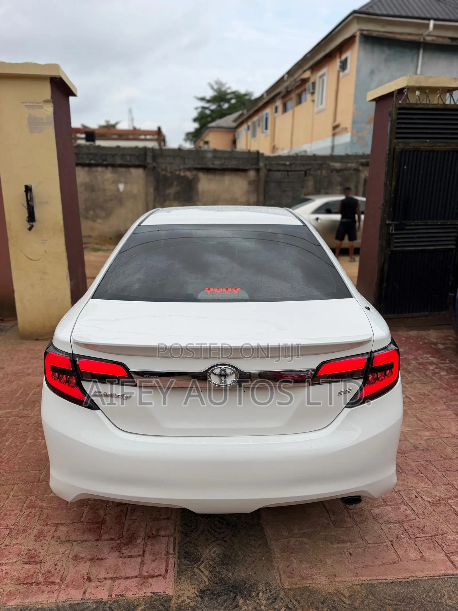 Toyota Camry 2012 White