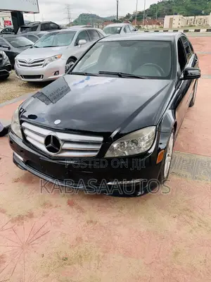 Mercedes-Benz C300 2010 Black