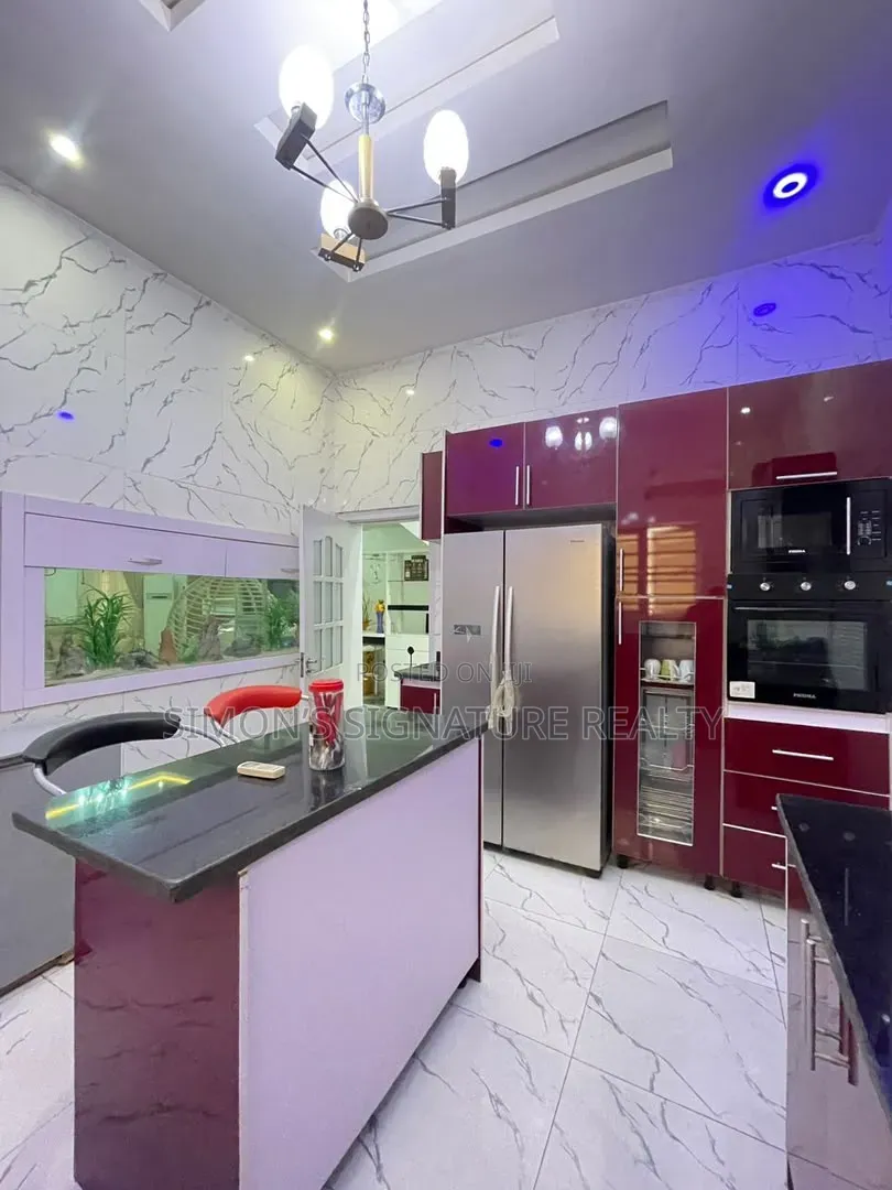 Furnished 4bdrm Duplex in Chevron for rent