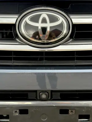 Toyota Highlander Limited Platinum 2019 Blue
