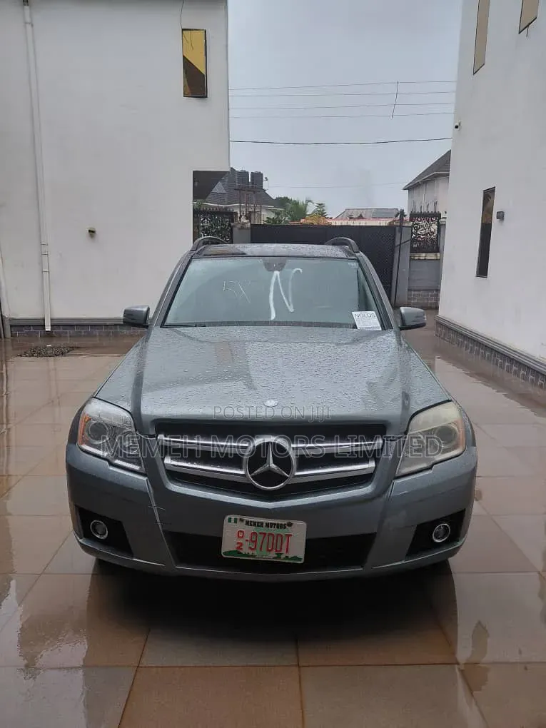 Mercedes-Benz GLK-Class 2012 Gray