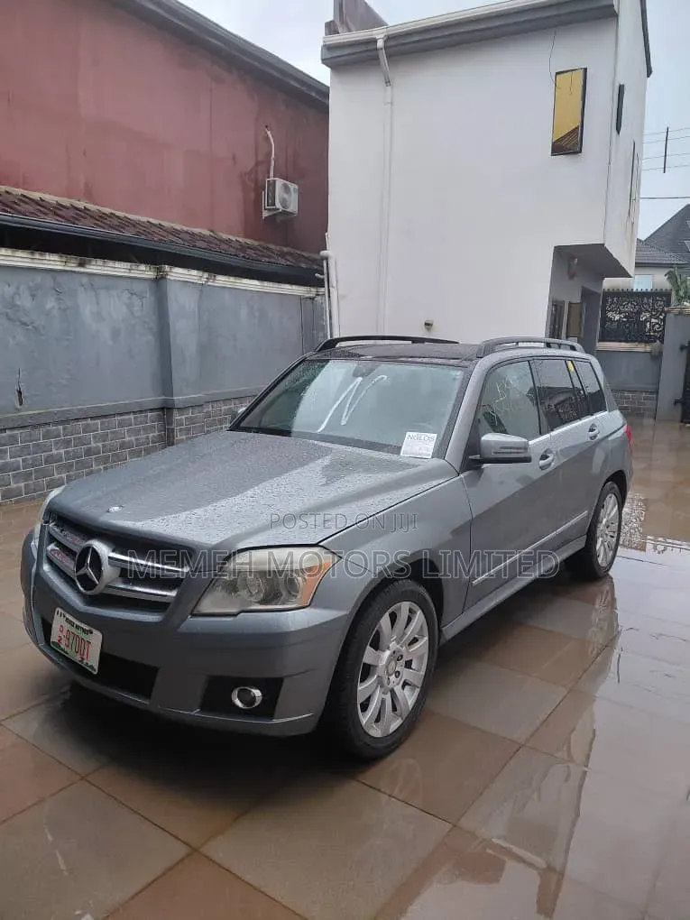 Mercedes-Benz GLK-Class 2012 Gray