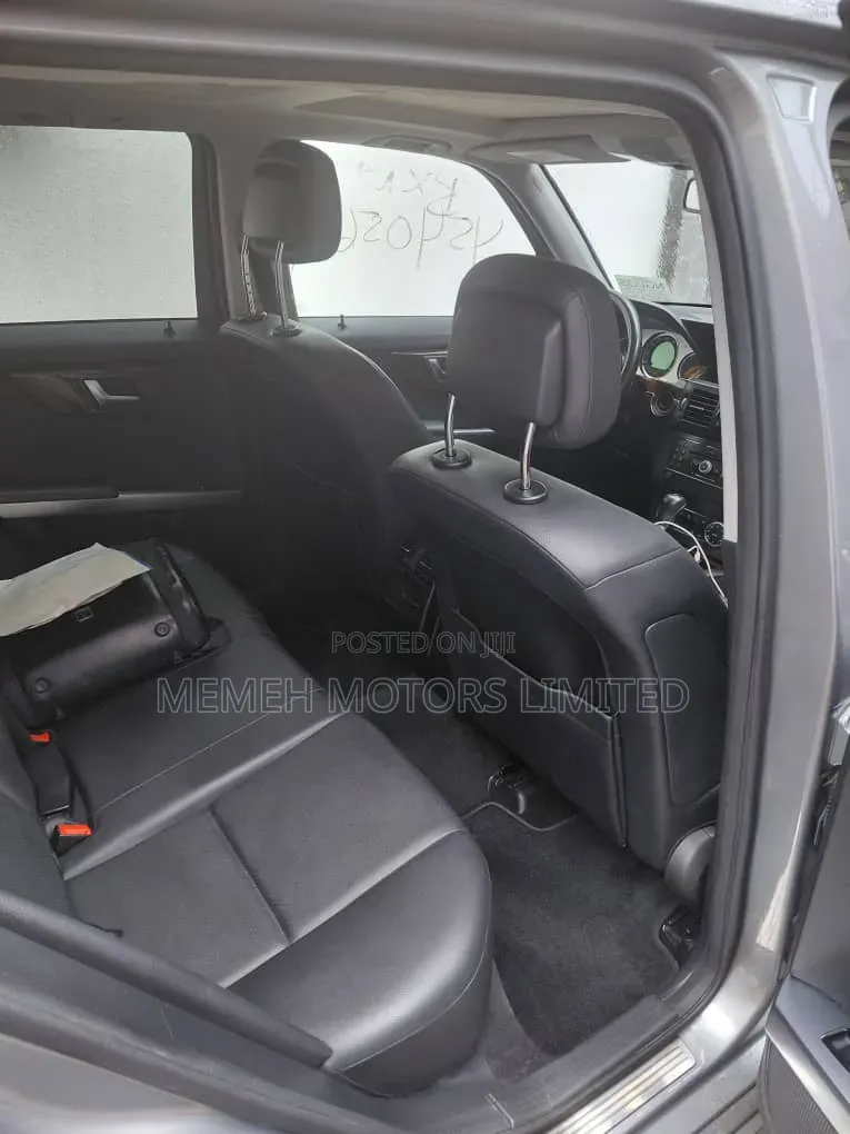 Mercedes-Benz GLK-Class 2012 Gray