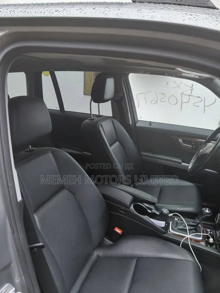 Mercedes-Benz GLK-Class 2012 Gray