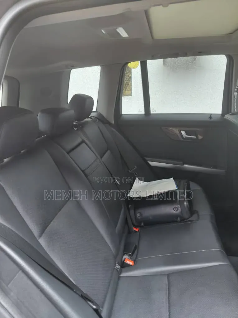 Mercedes-Benz GLK-Class 2012 Gray