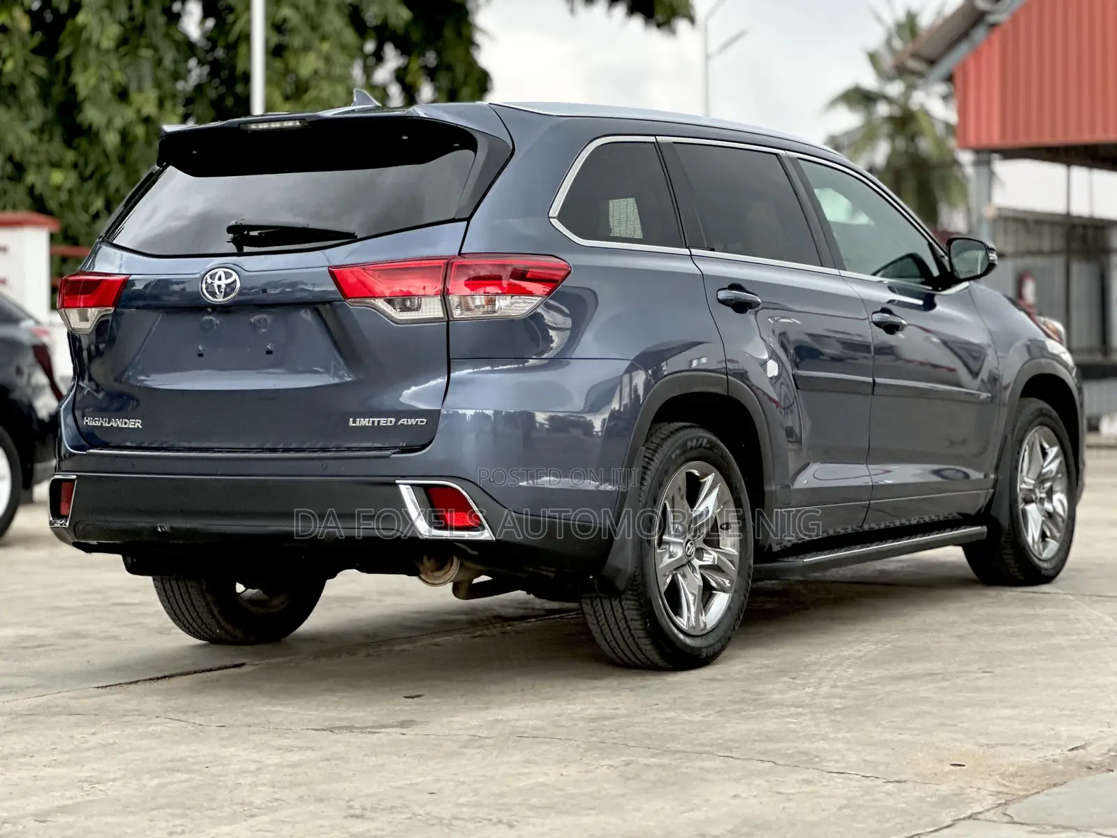 Toyota Highlander Limited Platinum 2019 Blue