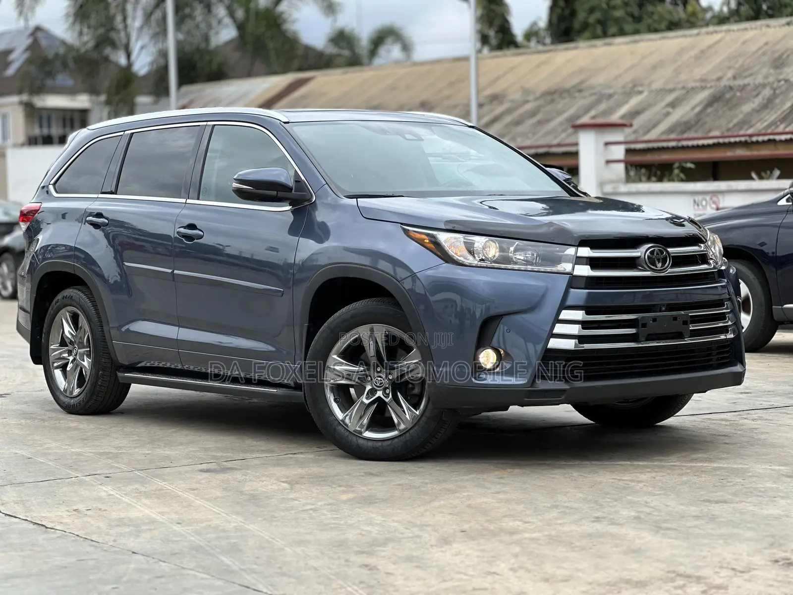 Toyota Highlander Limited Platinum 2019 Blue