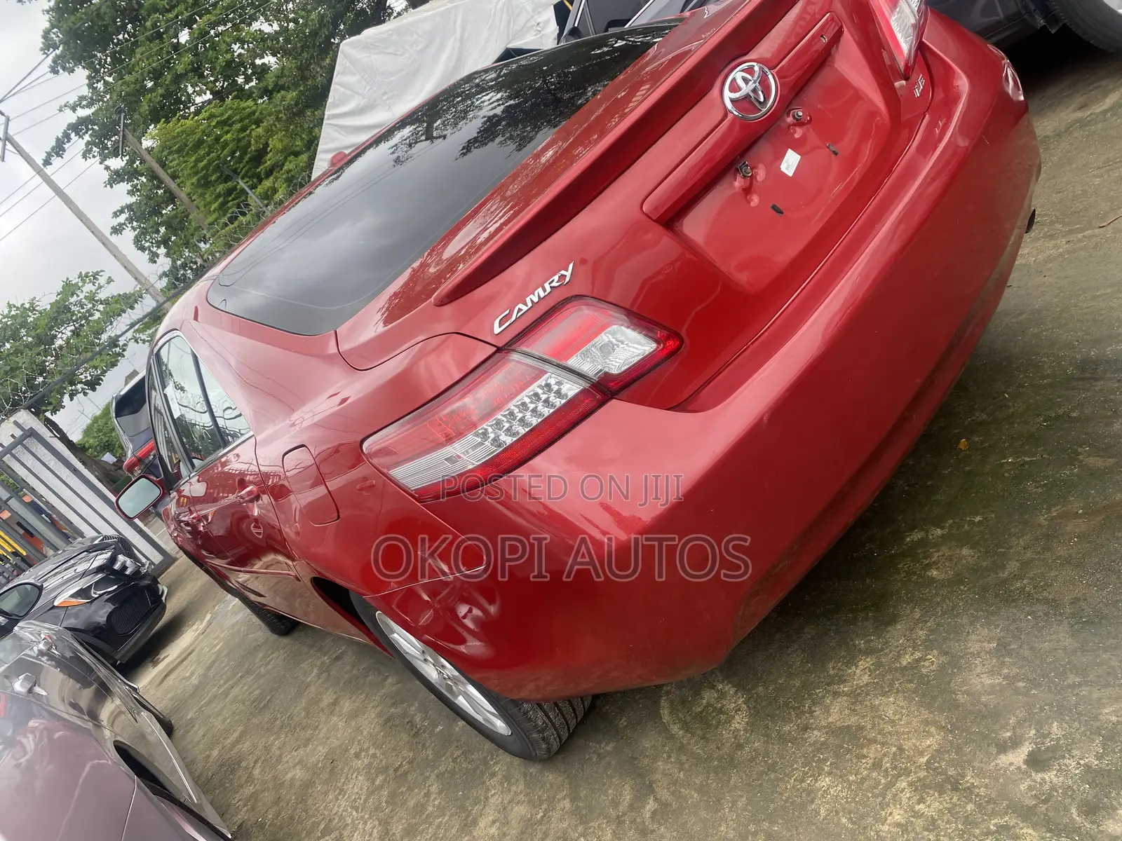 Toyota Camry 2011 Red