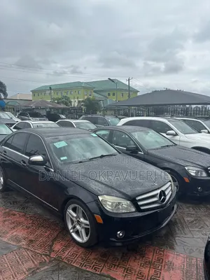 Mercedes-Benz C300 2009 Black