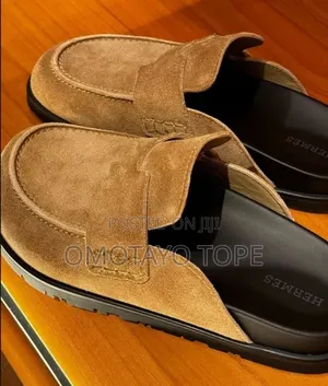 I Top Shoe