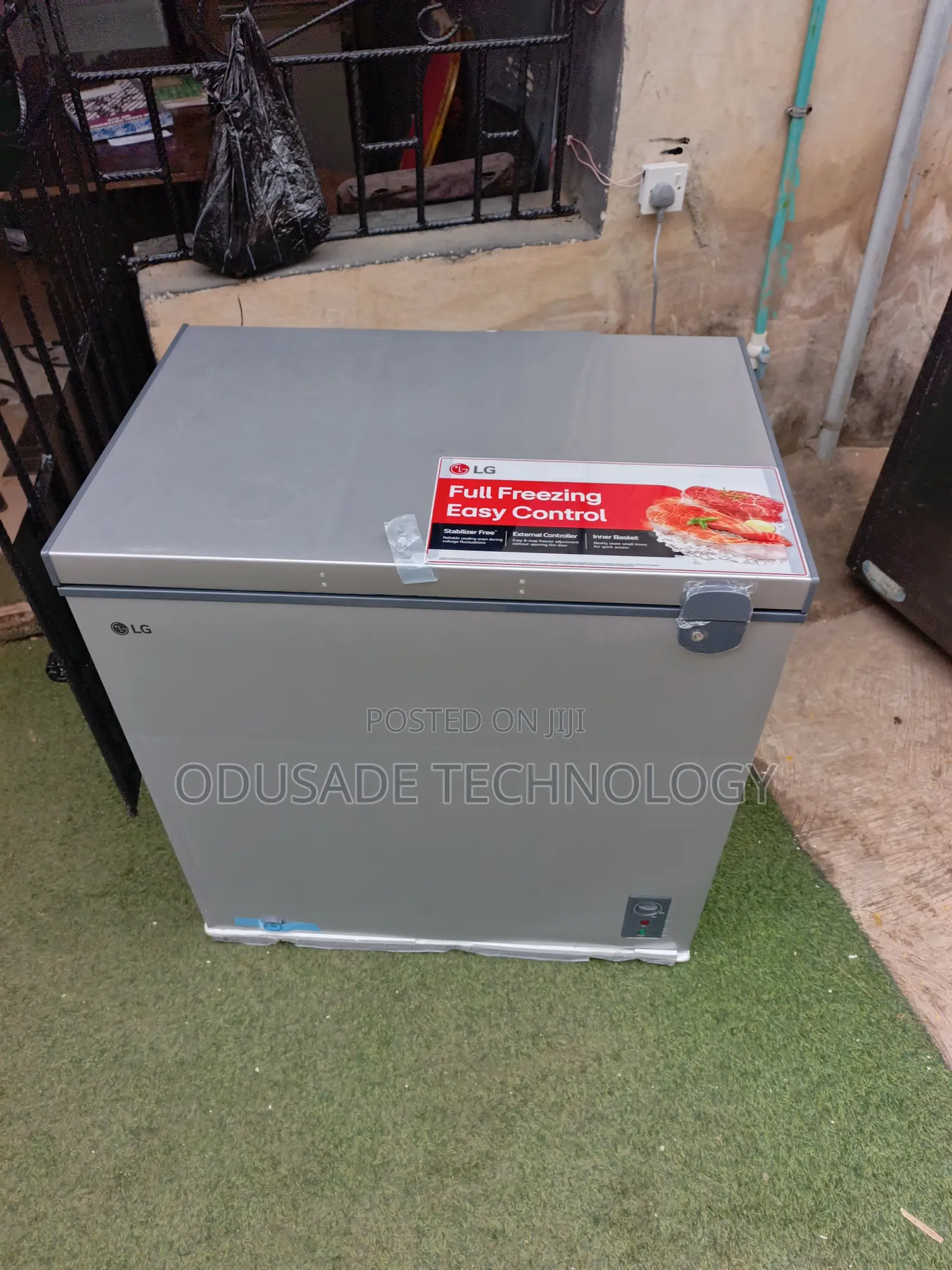 LG GCFB205QCF – Spacious Deep Freezer
