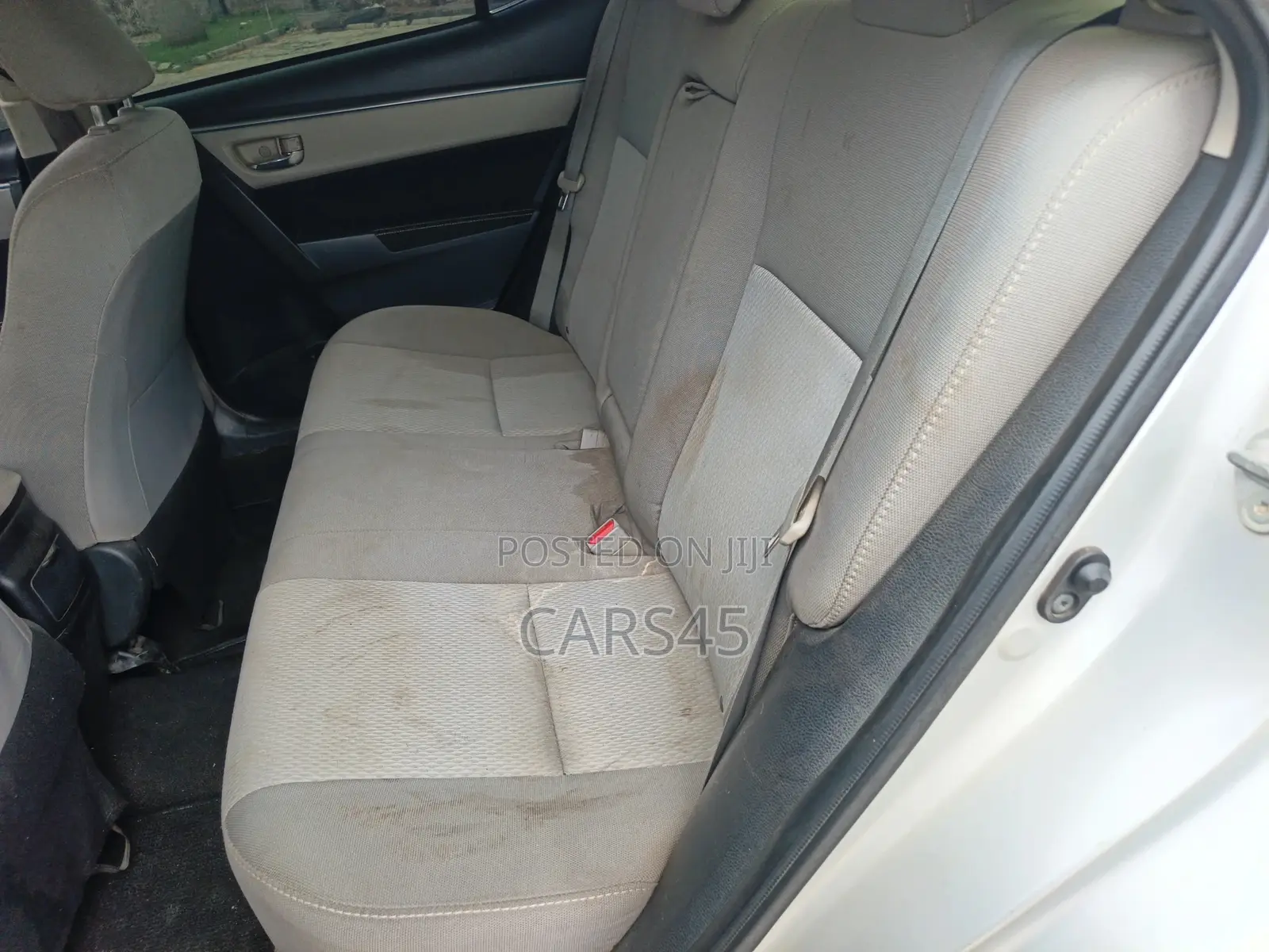 Toyota Corolla 2015 Silver