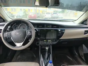 Toyota Corolla 2015 Silver