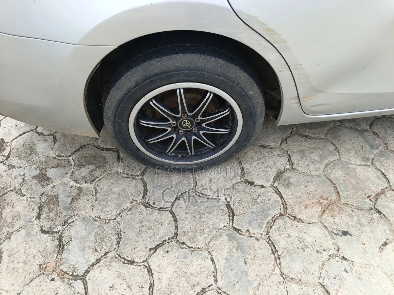 Toyota Corolla 2015 Silver