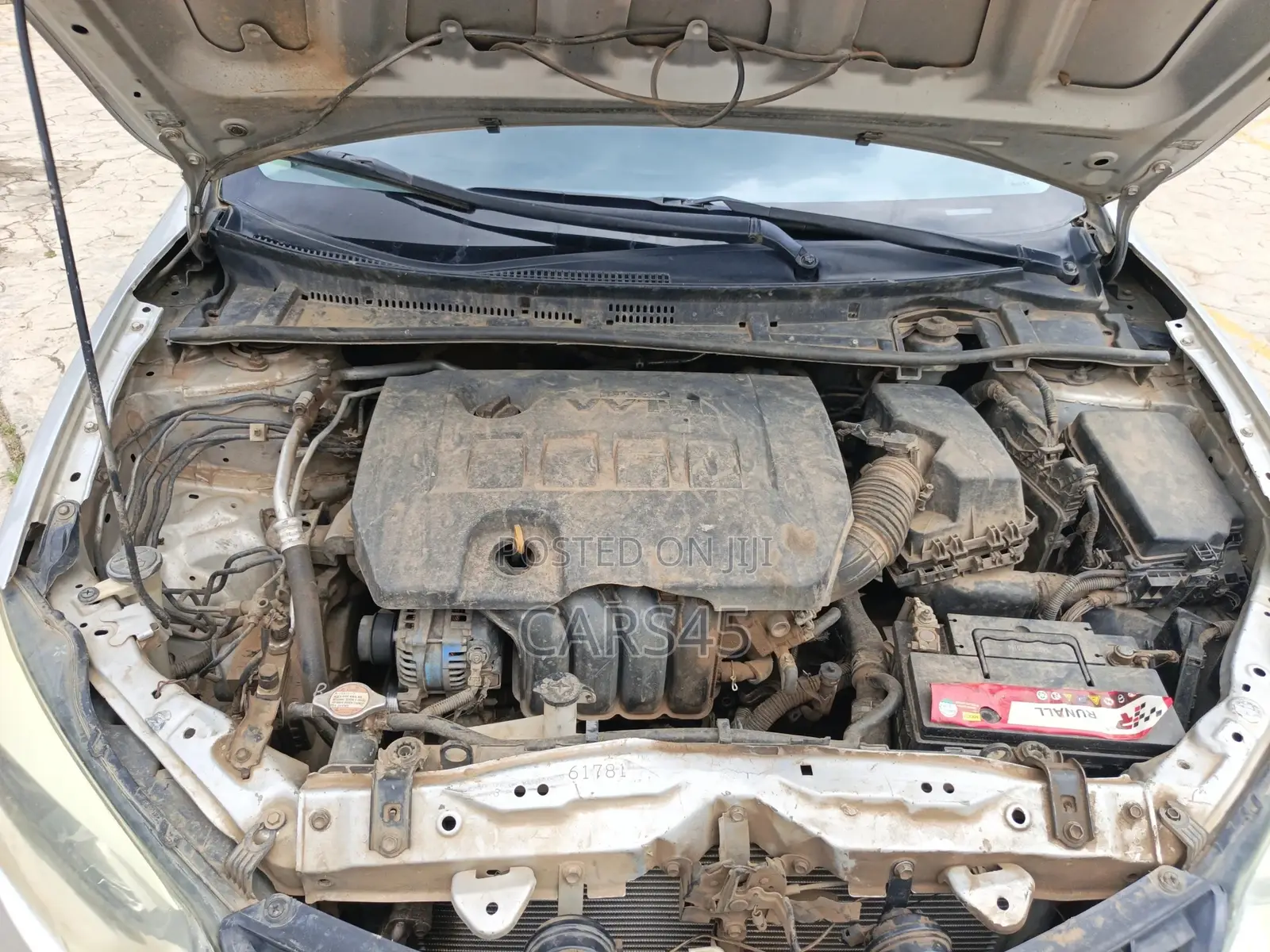 Toyota Corolla 2015 Silver