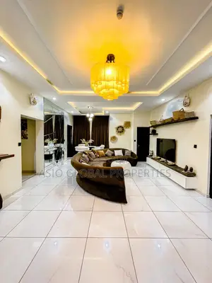3-Bedroom Luxury Apartment With Pool/Gym in Victoria Island For