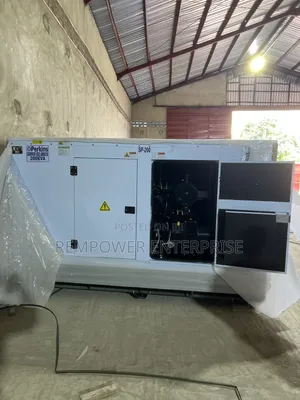 England Standard 200kva Diesel Generator Engine Perkins