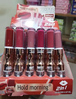 Artist Makeup and Foundation