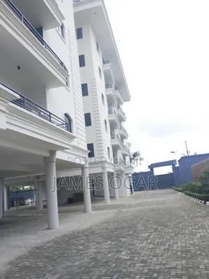 3bdrm Apartment in Lekki Phase I for rent