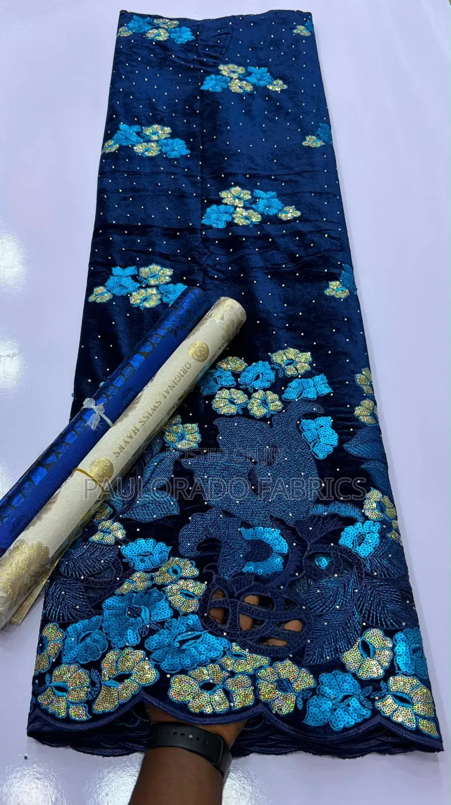 Big Velvet Lace