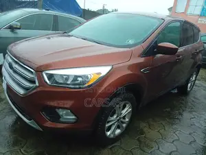 Ford Escape 2017 Gold