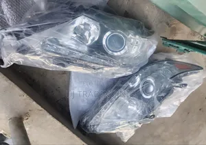 Headlight ES 2015
