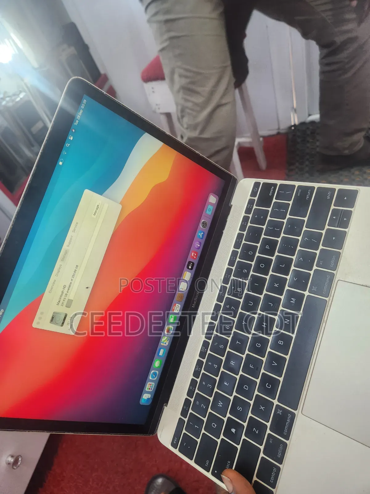 Laptop Apple 8GB SSD 256GB