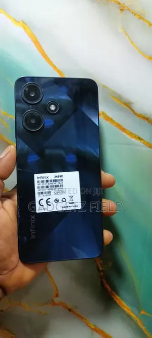 Infinix Hot 30i 128 GB Black