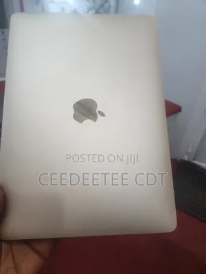 Laptop Apple 8GB SSD 256GB