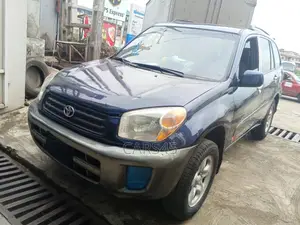 Toyota RAV4 2001 Blue
