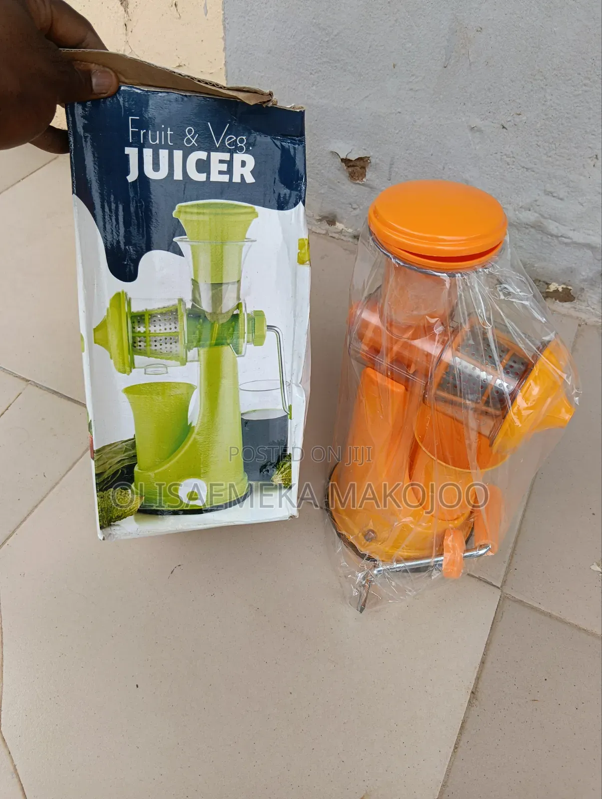Hand Juicer and Vegetable Extractor