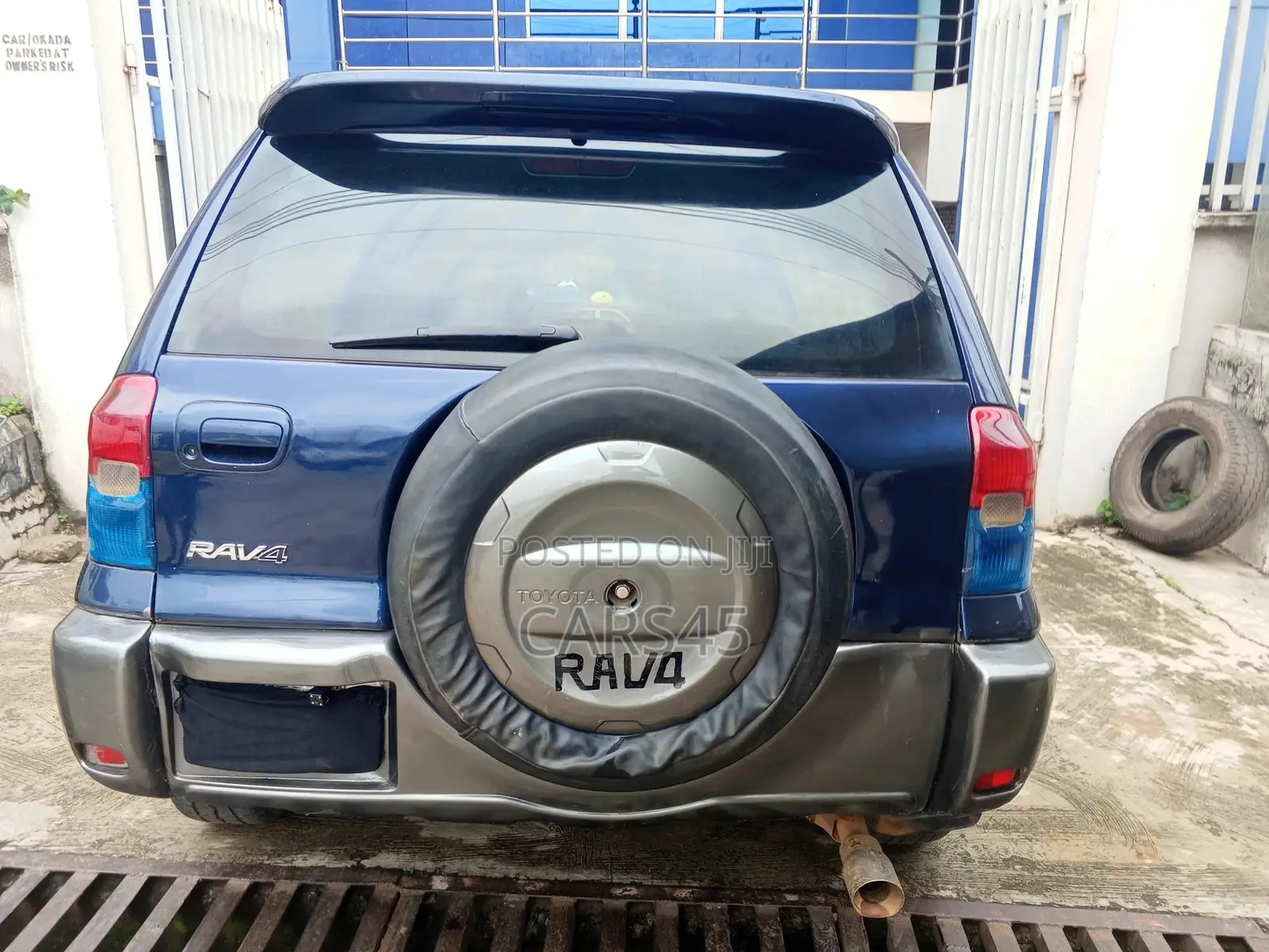 Toyota RAV4 2001 Blue