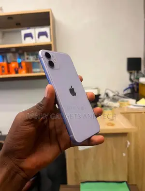 Apple iPhone 11 64 GB Purple