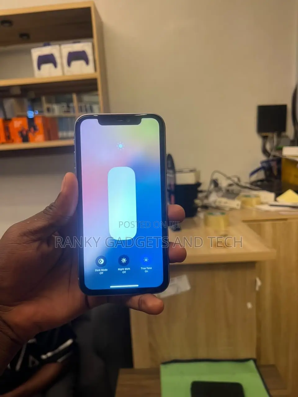 Apple iPhone 11 64 GB Purple