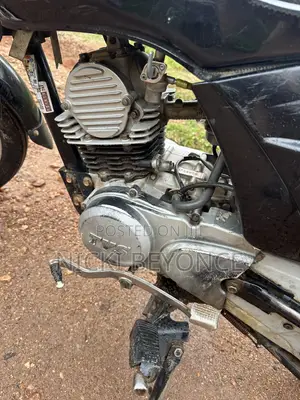 TVS HLX Plus ES 2022 Black