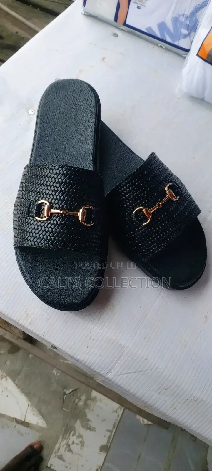 Premium Genuine Leather Woven Palm Slipper – Black