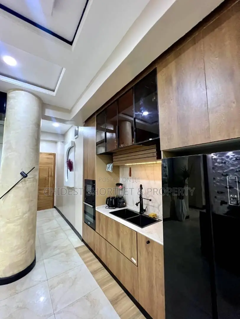 Luxury 2 Bedroom Service Apartment