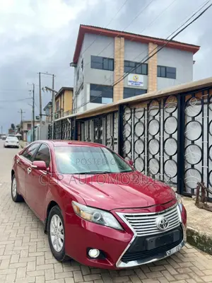 Toyota Camry 2011 Red