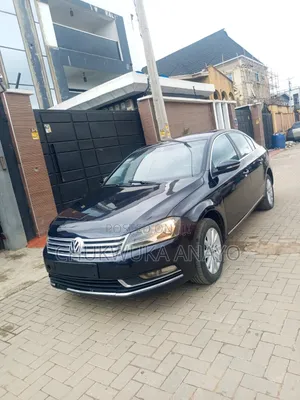 Volkswagen Passat 2013 Black