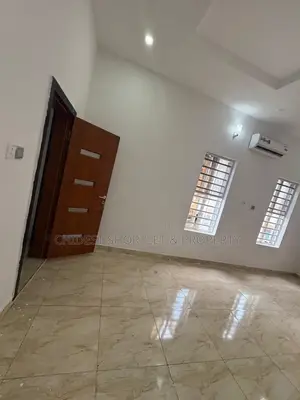 1bdrm Duplex in Chevron for rent