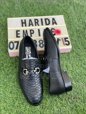 Men's Shoe
