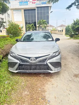 Toyota Camry 2024 Gray
