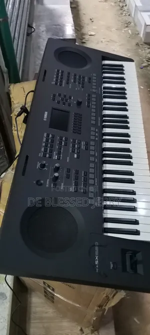 Yamaha PSR SX 620 Keyboard