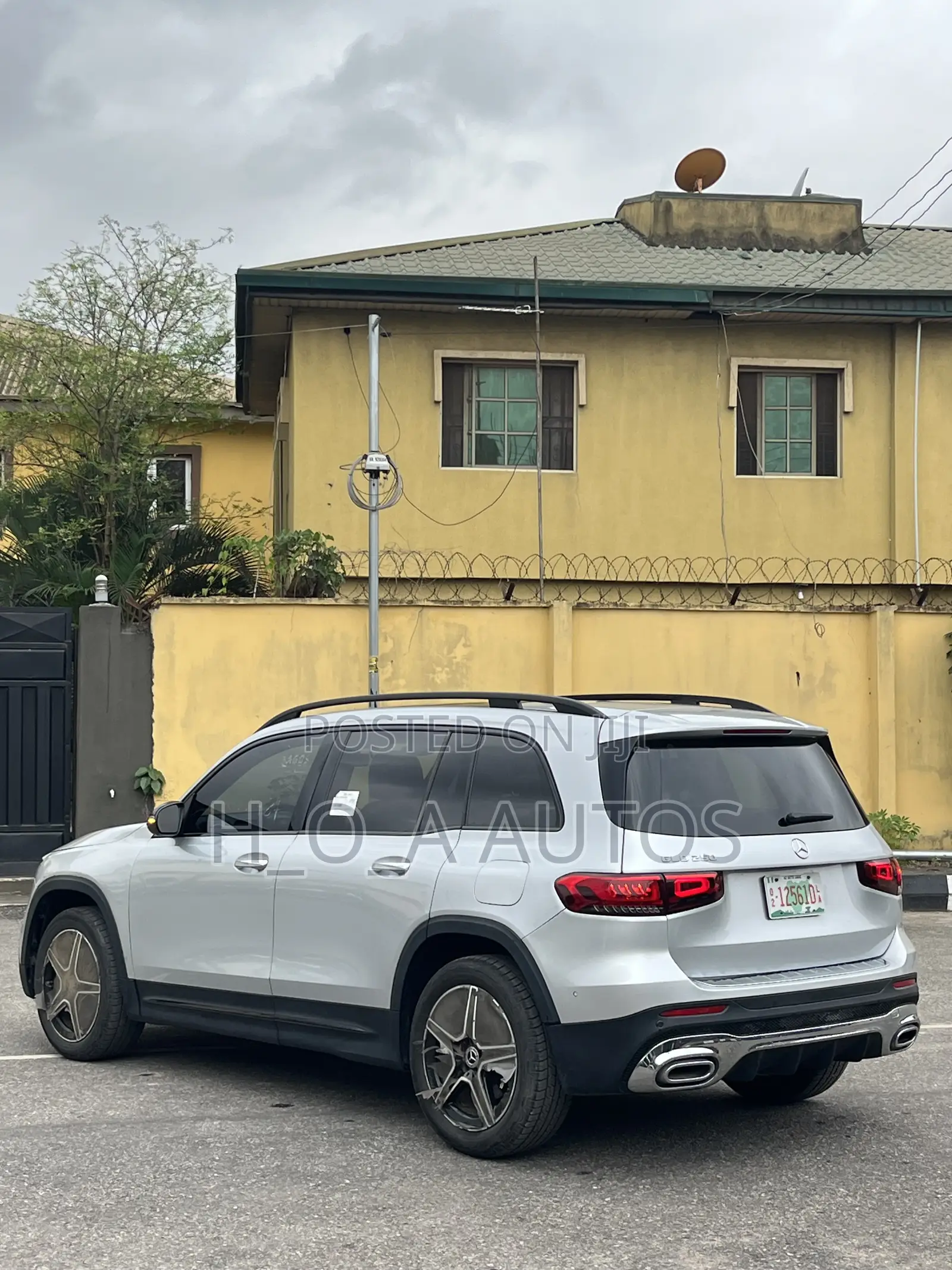 Mercedes-Benz GLB-Class GLB 250 4MATIC 2020 Silver