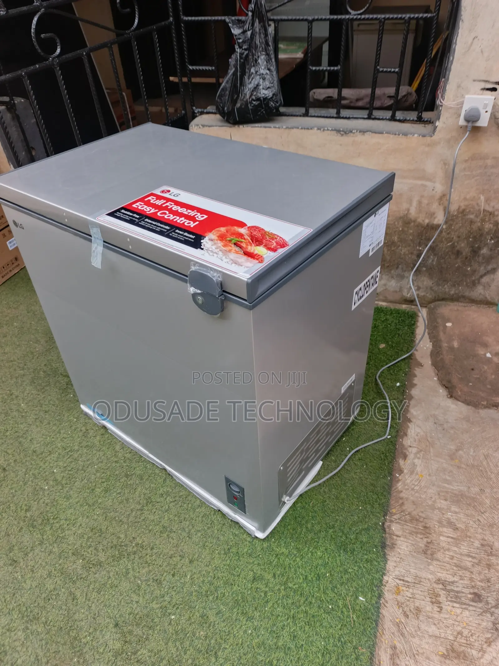 LG 194L Chest Freezer – Efficient Convenient