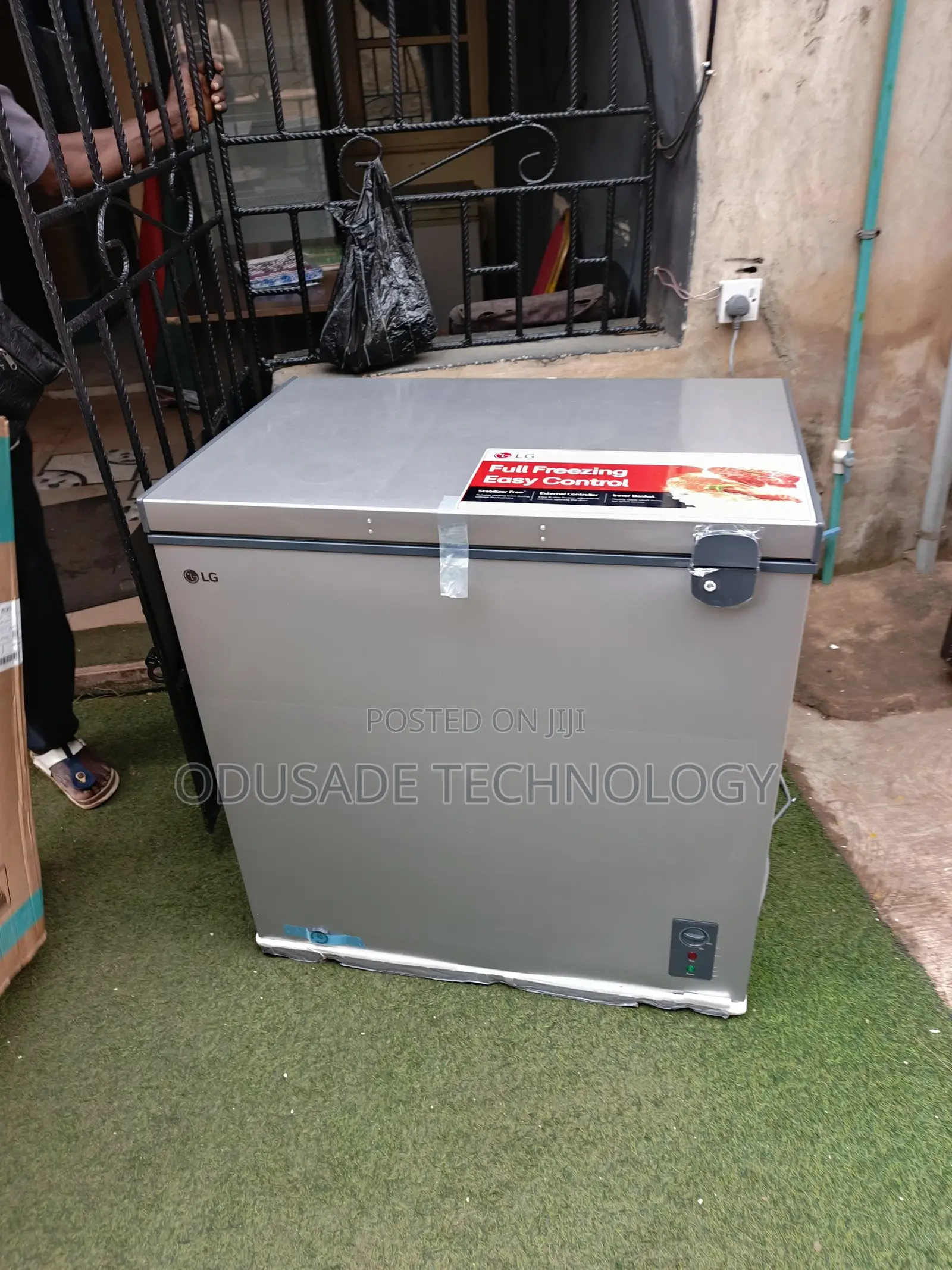LG 194L Chest Freezer – Efficient Convenient