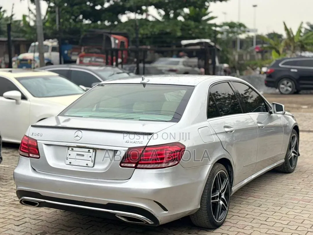 Mercedes-Benz E350 2011 Silver